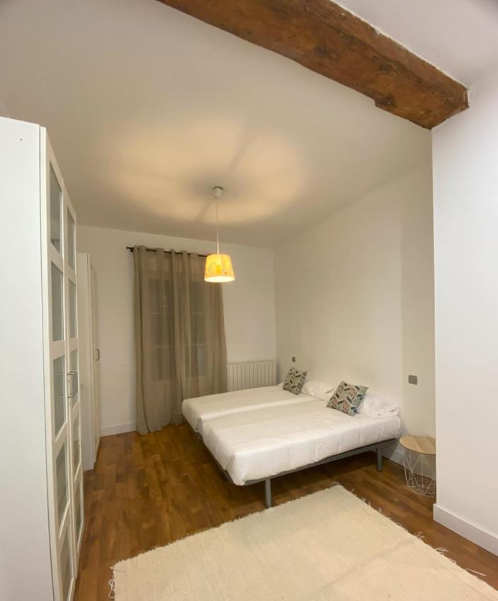 Ferienwohnung Bailen Vivienda Turistica Reformada Bilbao Exterior foto